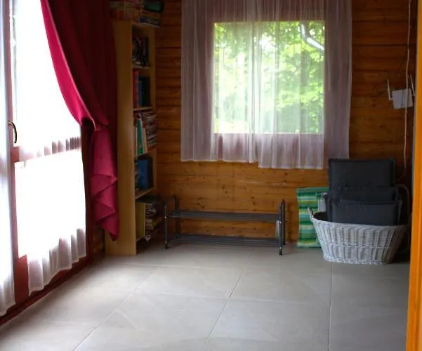 Lili's Lovely Log In The Forest Ferienhaus *